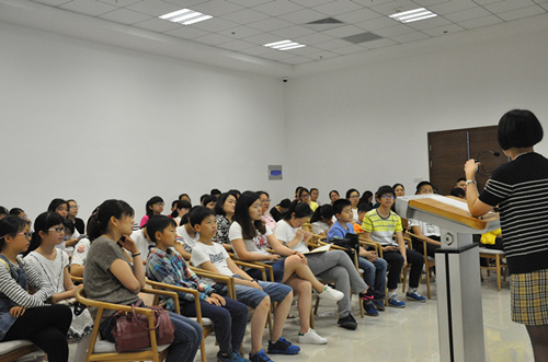 湯顯祖和莎士比亞：跨越時空的握手